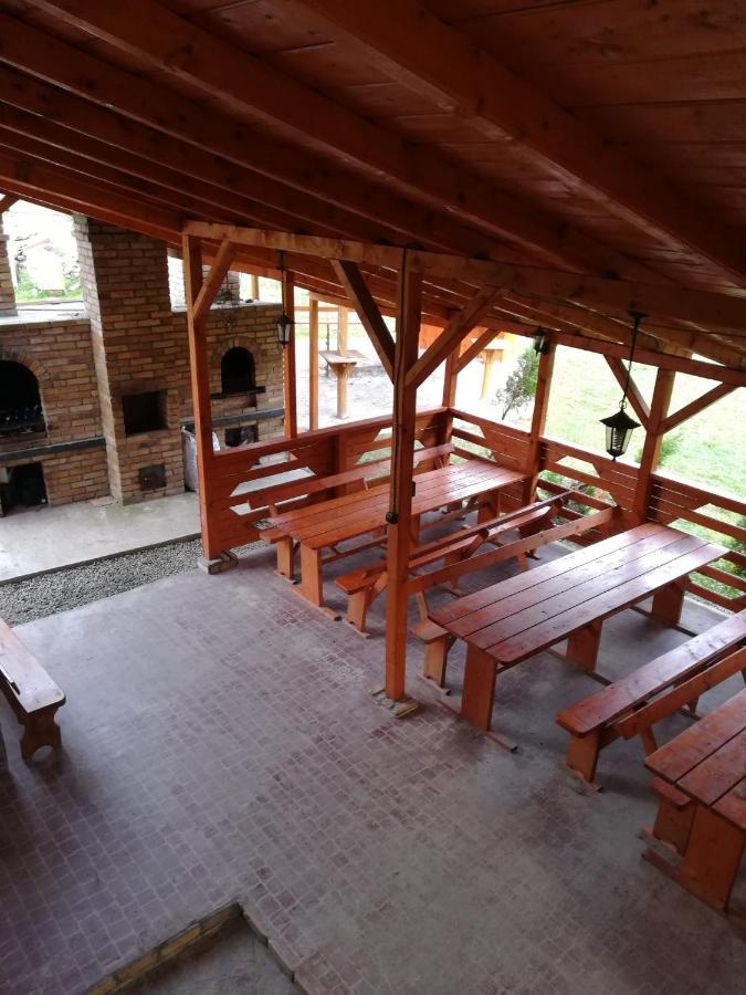 Pensiunea Colt Alb Ocolis Екстериор снимка